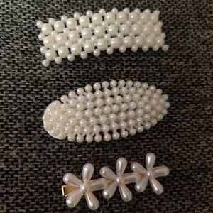 Pearl Hair Clips Set